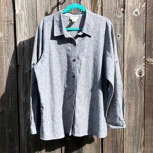 TravelSmith blue button down shirt size extra large